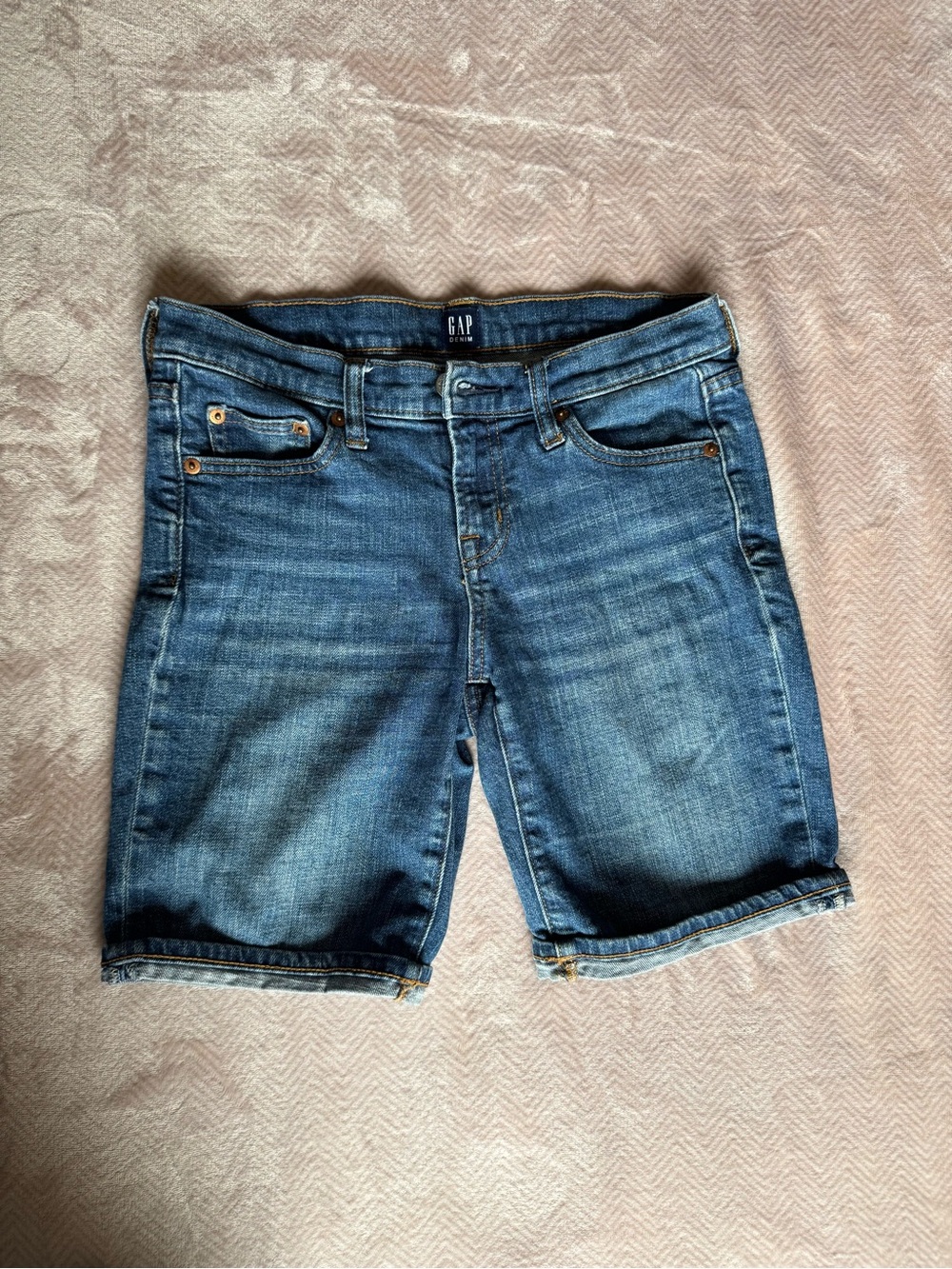 GAP Denim Shorts - size 26P